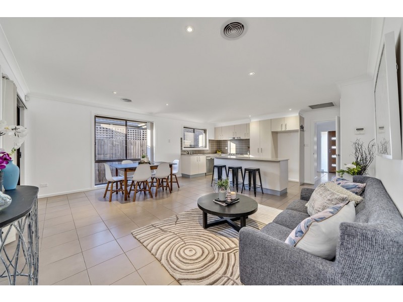 13 Selleck Street, Casey ACT 2913