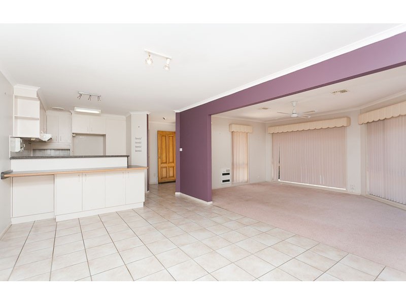 18 Watchorn Close, Holt ACT 2615