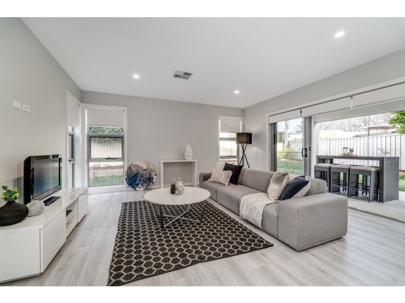 2/22 Blair Street, Watson ACT 2602