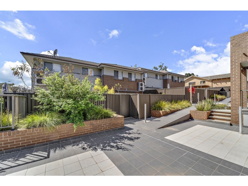 5/30 Coane Street, Holder ACT 2611