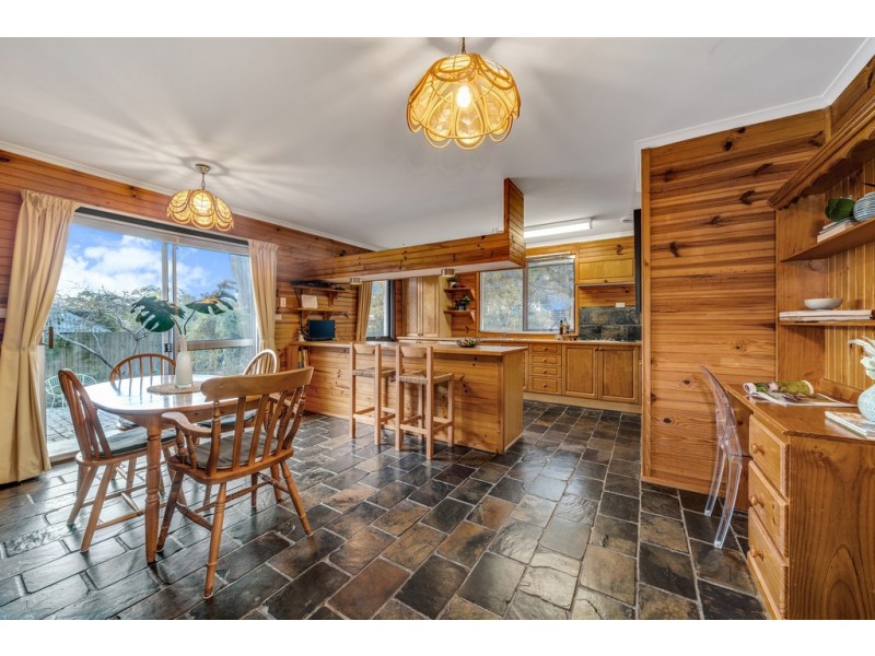 23 Mirning Crescent, Aranda ACT 2614