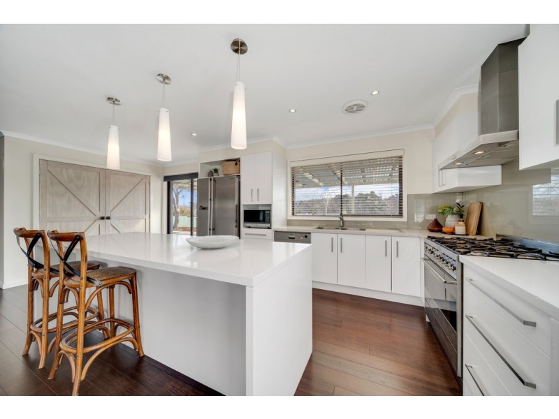 8 Hayball Place, Evatt ACT 2617