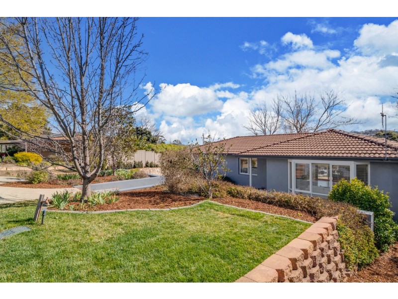 8 Hayball Place, Evatt ACT 2617