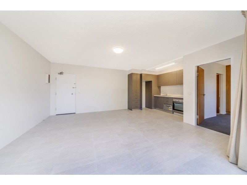 30/5 Hyndes Crescent, Holder ACT 2611