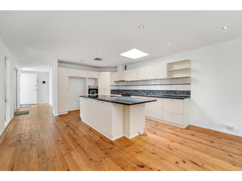 22 Langdon Avenue, Wanniassa ACT 2903