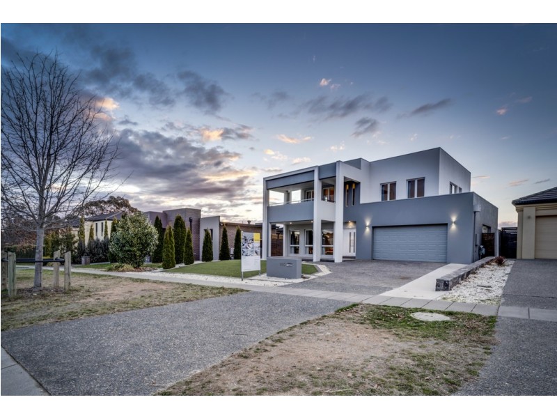 105 Nullarbor Avenue, Harrison ACT 2914