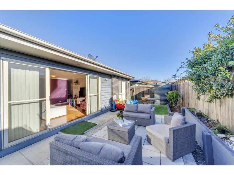 6 Marie Pitt Street, Franklin ACT 2913