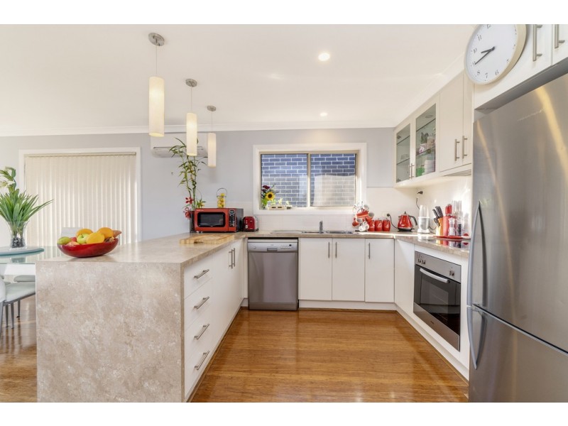6 Marie Pitt Street, Franklin ACT 2913