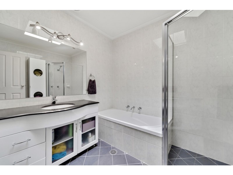93 William Webb Drive, Mckellar ACT 2617