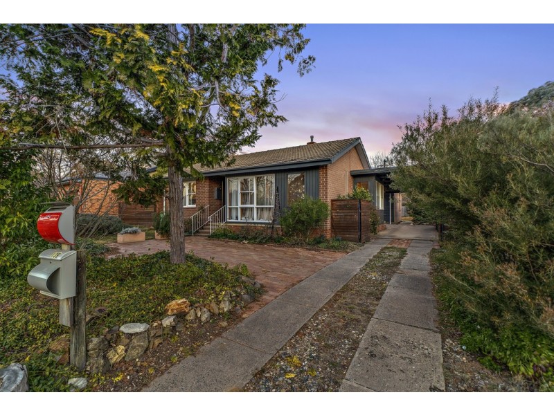 13 Hedley Street, Hackett ACT 2602