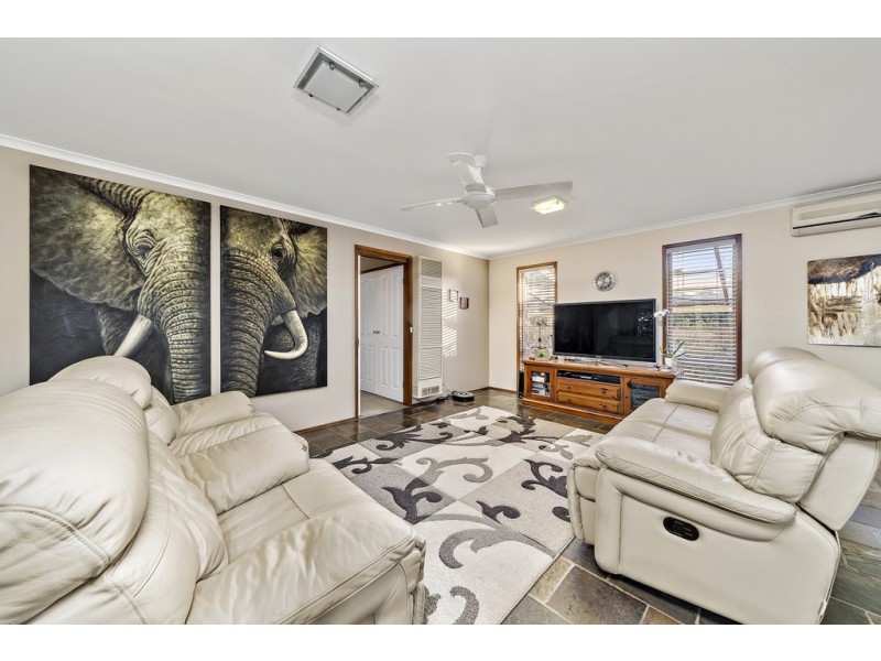 2 Kater Close, Macarthur ACT 2904