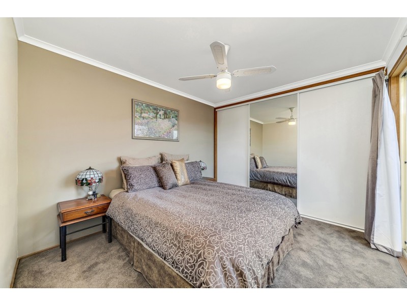 2 Kater Close, Macarthur ACT 2904