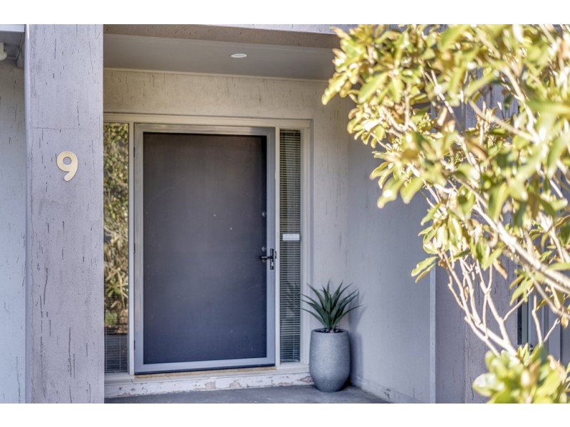 9 Erdos Street, Bruce ACT 2617