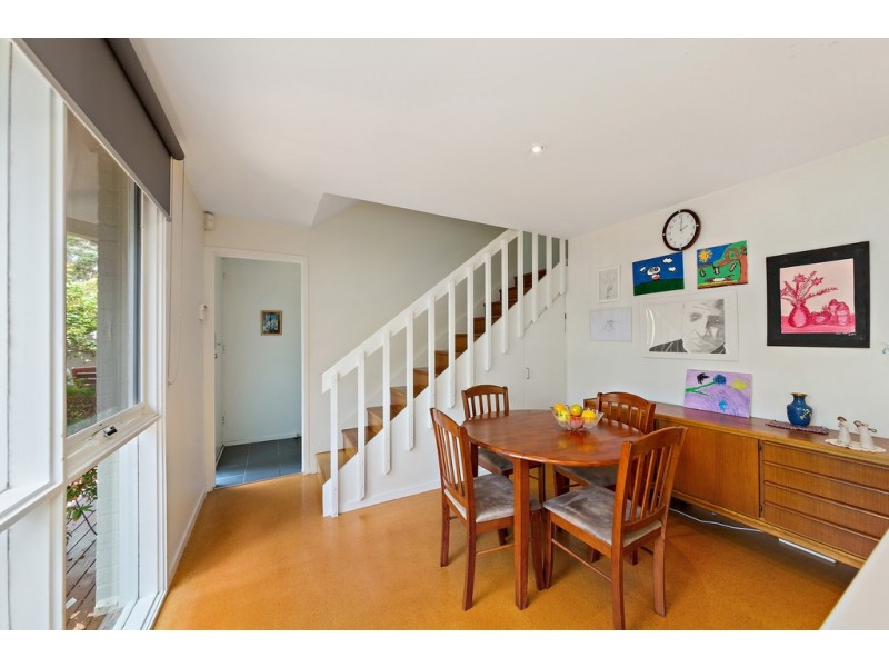 8 Cornish Place, Holder ACT 2611