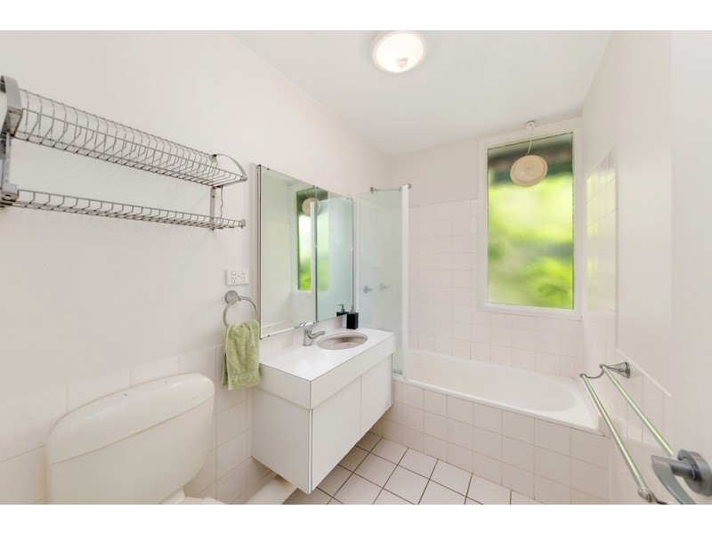 8 Cornish Place, Holder ACT 2611