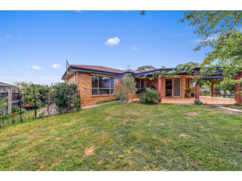 52 Hanrahan Crescent, Dunlop ACT 2615
