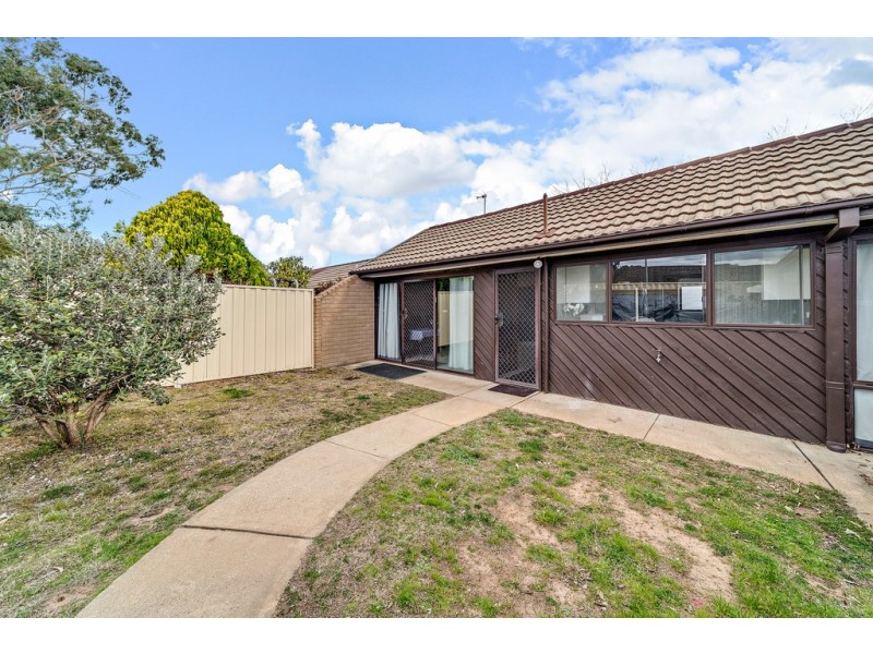 19 Goddard Crescent, Holt ACT 2615