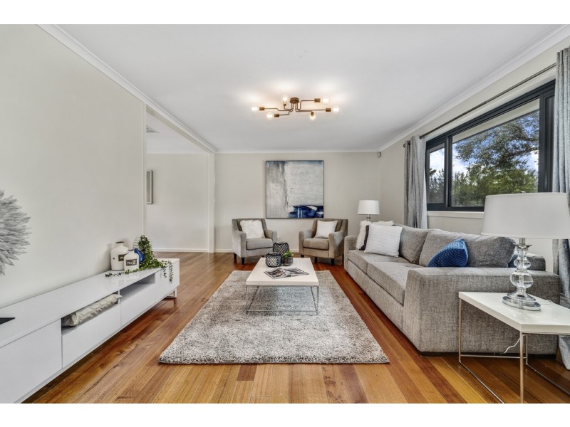 18 Mackellar Crescent, Cook ACT 2614