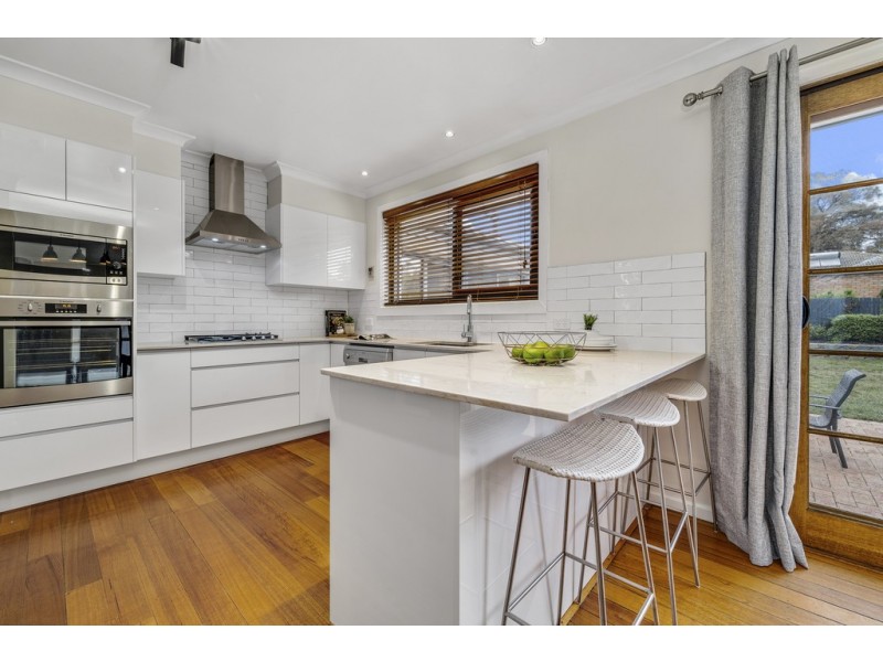 18 Mackellar Crescent, Cook ACT 2614