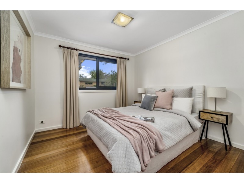 18 Mackellar Crescent, Cook ACT 2614