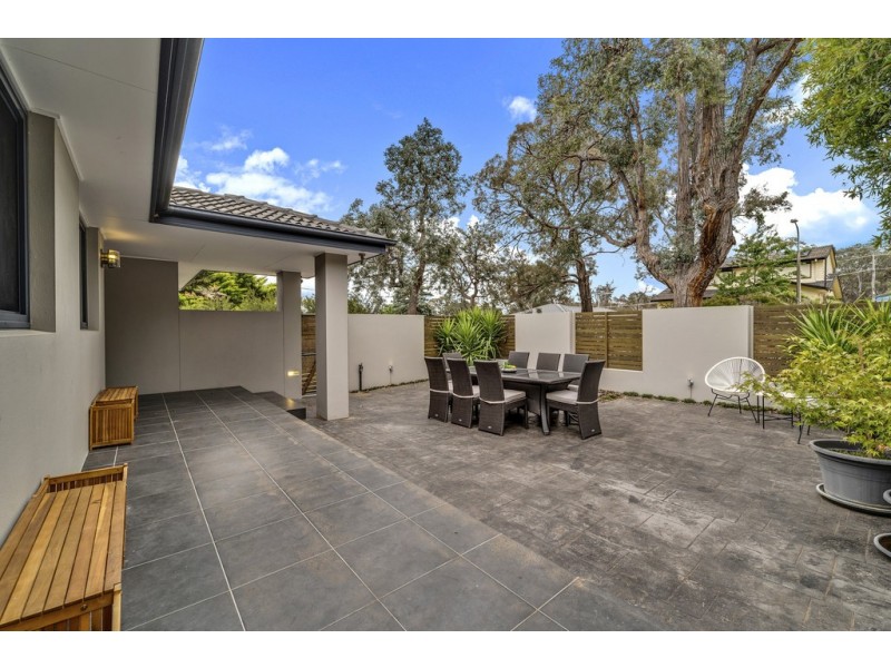 18 Mackellar Crescent, Cook ACT 2614