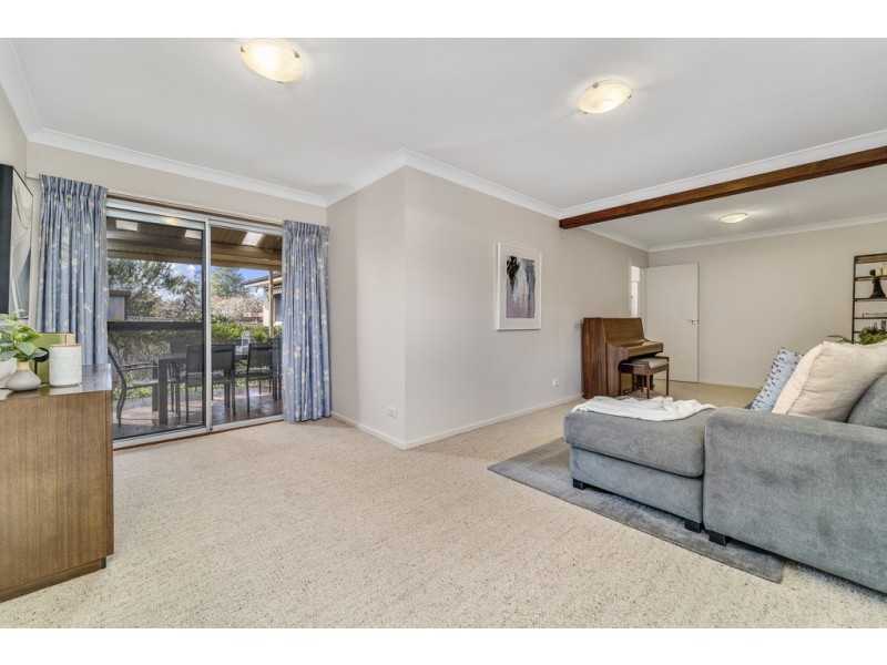 8 Dwyer Street, Cook ACT 2614