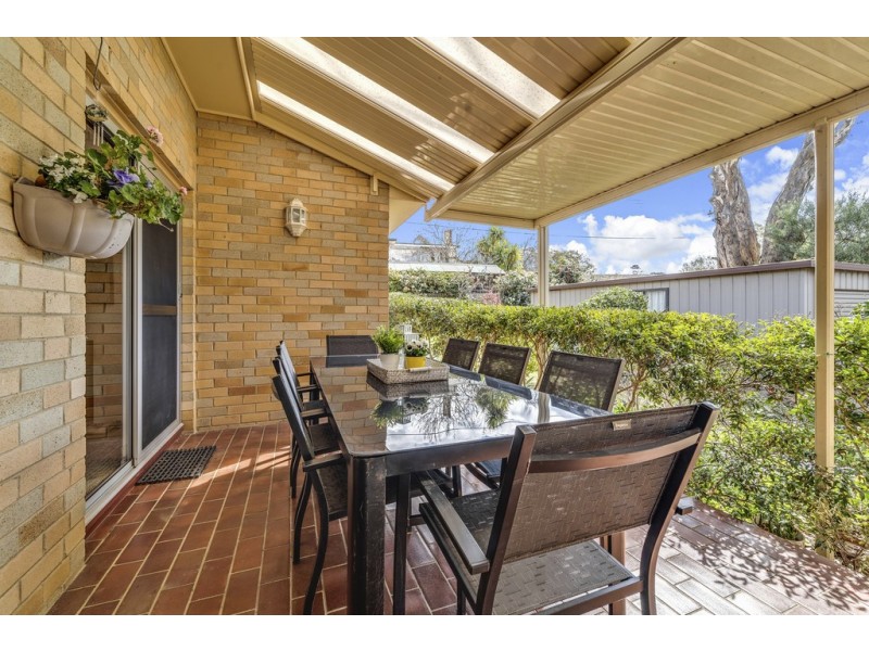8 Dwyer Street, Cook ACT 2614