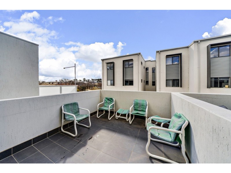 23/40 Henry Kendall Street, Franklin ACT 2913