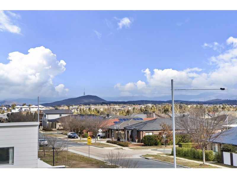 23/40 Henry Kendall Street, Franklin ACT 2913