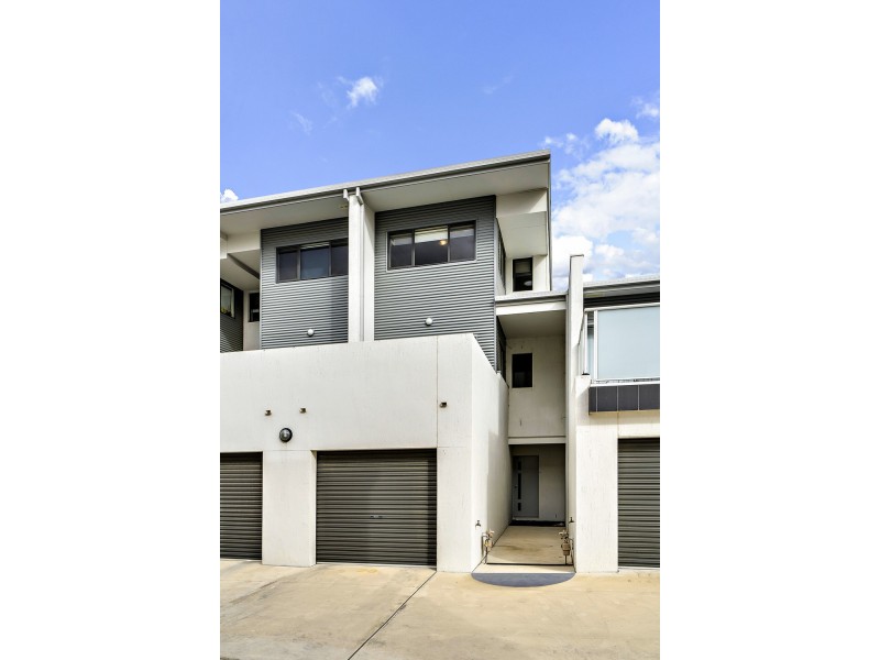 23/40 Henry Kendall Street, Franklin ACT 2913