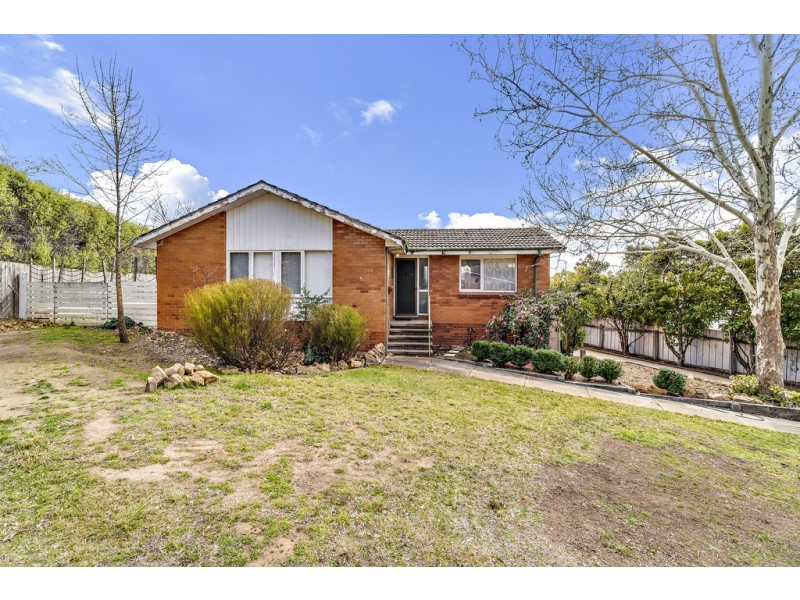 4 Welsh Place, Chifley ACT 2606