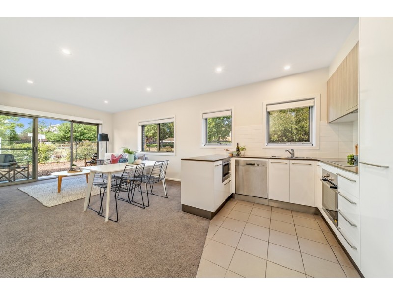 1/7 Lowanna Street, Braddon ACT 2612