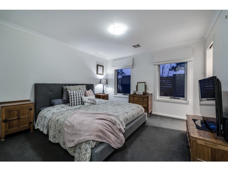 9/35 Laird Crescent, Forde ACT 2914