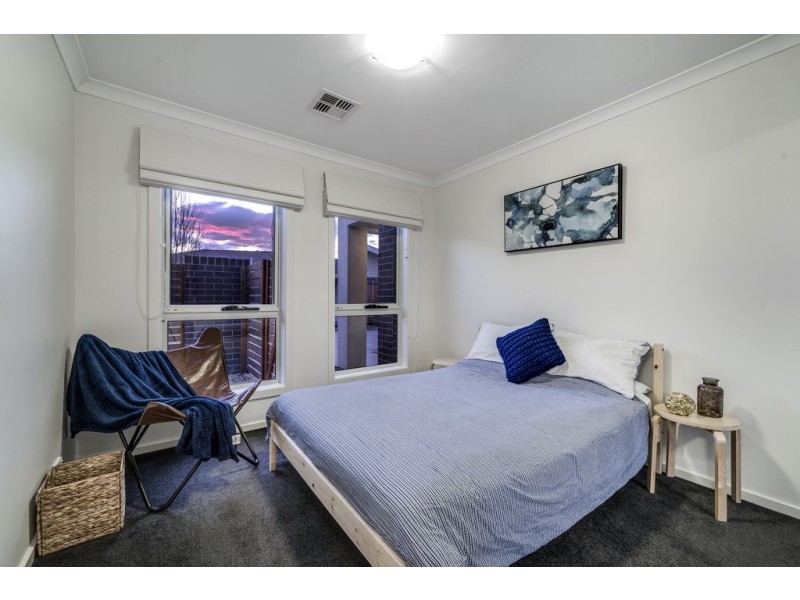9/35 Laird Crescent, Forde ACT 2914