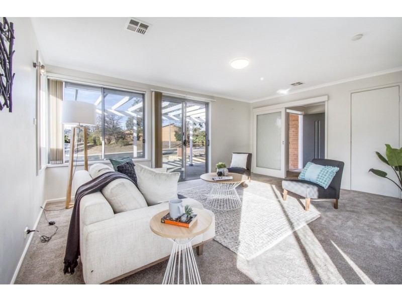 5 Williamson Street, Holder ACT 2611