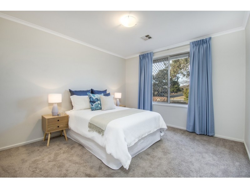 5 Williamson Street, Holder ACT 2611