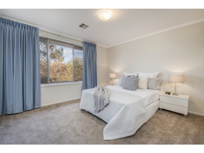 5 Williamson Street, Holder ACT 2611