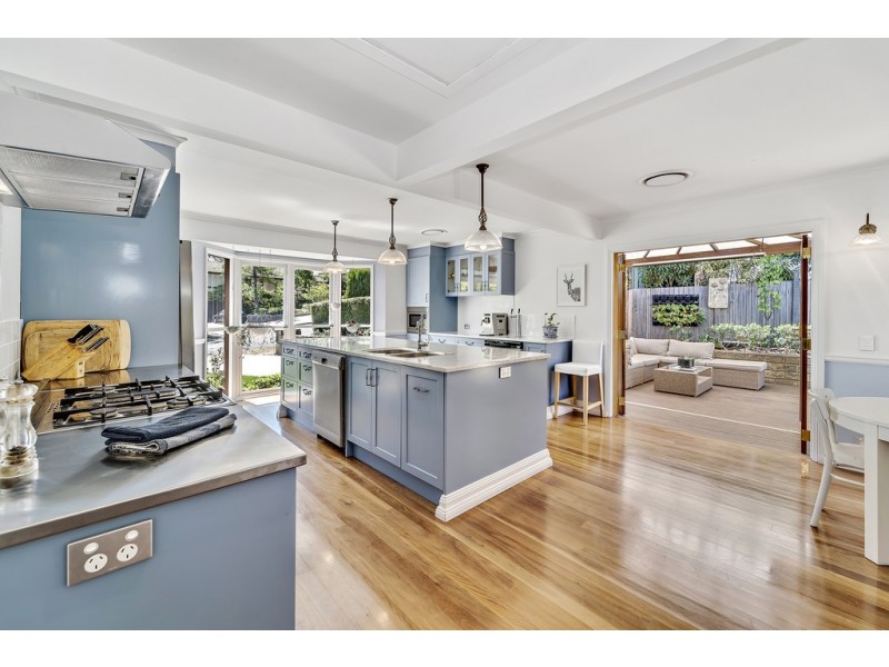 16 Brereton Street, Garran ACT 2605