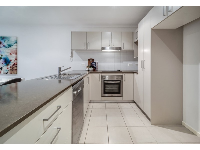 12/15 Oliver Street, Lyneham ACT 2602