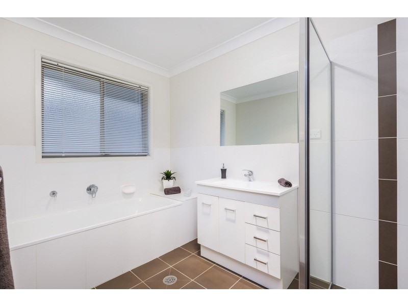 5 Eumarrah Street, Bonner ACT 2914
