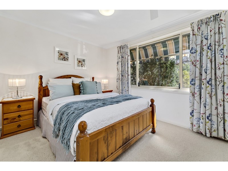 11 Moss Street, Cook ACT 2614