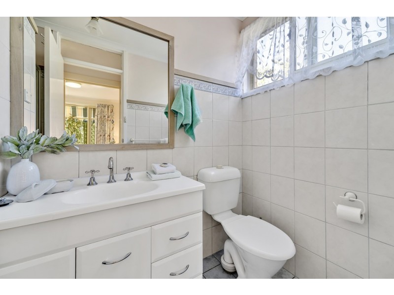 11 Moss Street, Cook ACT 2614