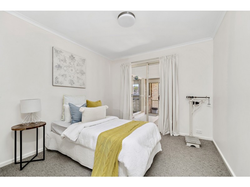 11 Moss Street, Cook ACT 2614