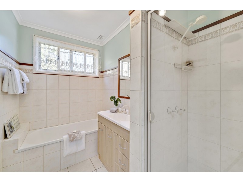 11 Moss Street, Cook ACT 2614