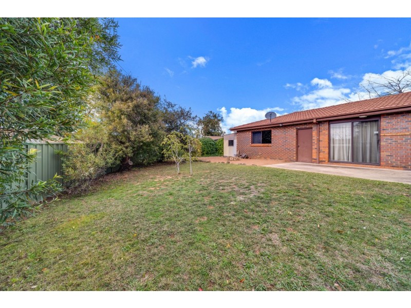 8 Monson Place, Mckellar ACT 2617