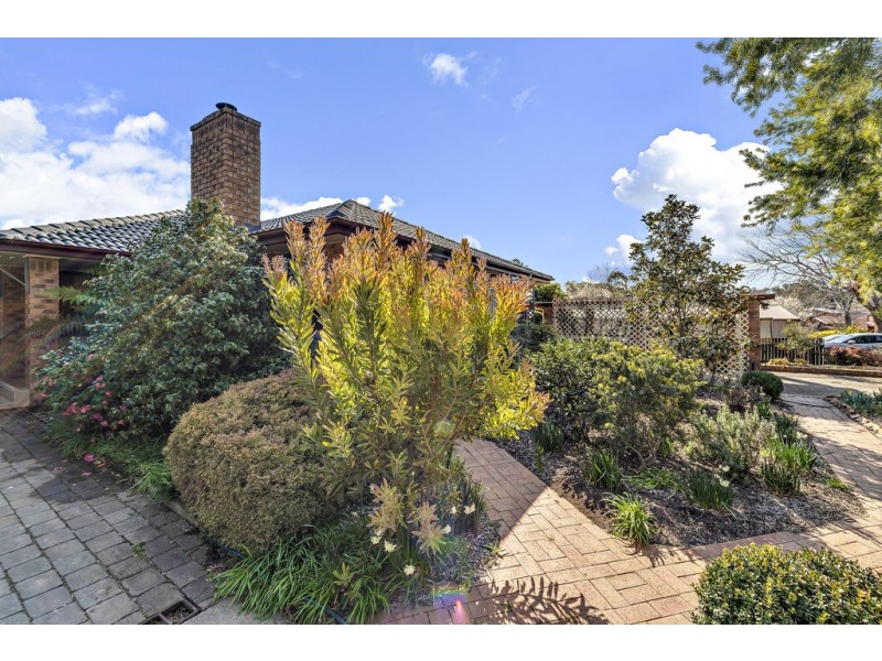 4 Pinkstone Place, Mckellar ACT 2617