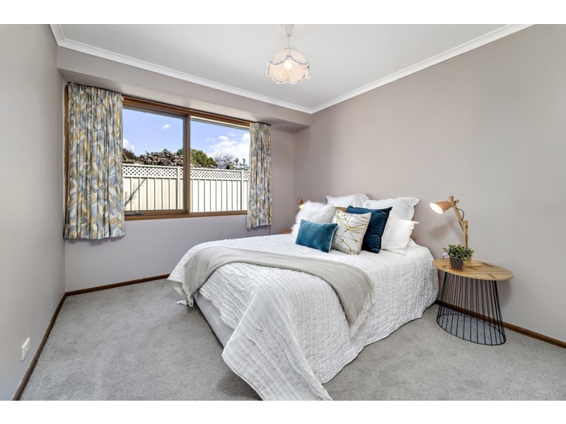 4 Pinkstone Place, Mckellar ACT 2617