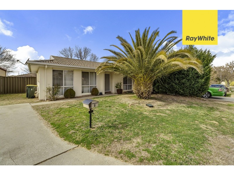 8 Alarmon Crescent, Dunlop ACT 2615
