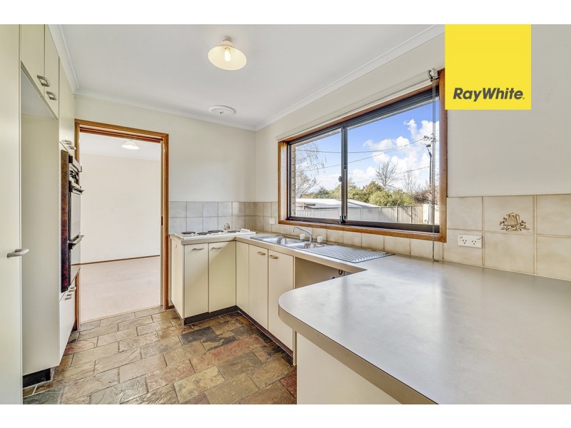 111 Ratcliffe Crescent, Florey ACT 2615