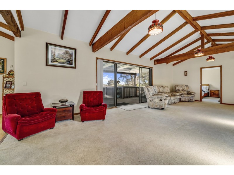 8 North Place, Charnwood ACT 2615